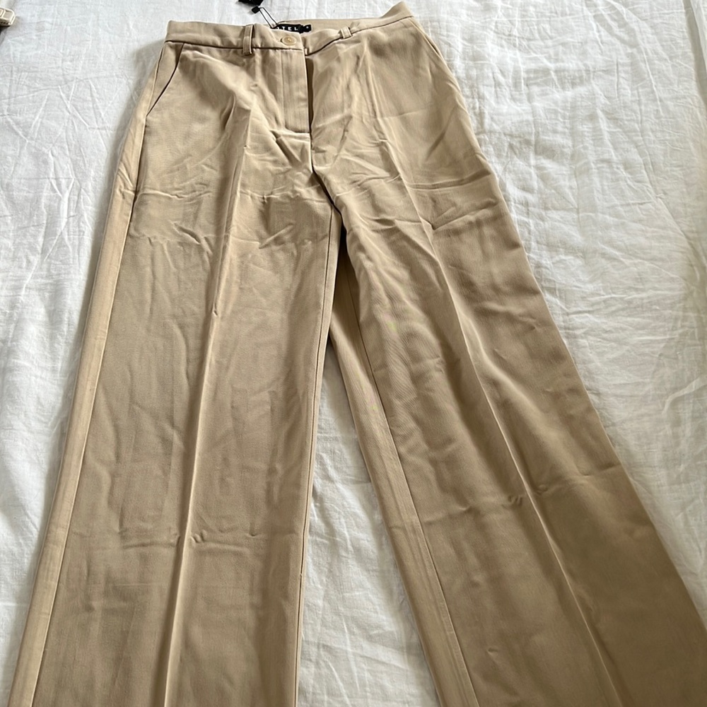 Beige trousers. Work pants. Motel Rocks. Workwear. Business pants.